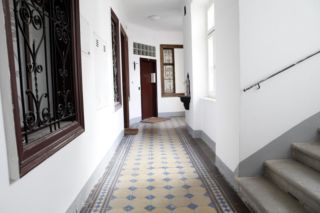 Casa Nostra - Zentrale Wohnung Am Augarten Vienna Luaran gambar